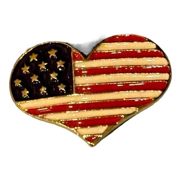 VINTAGE KC Gold Tone & Enamel Heart Flag Brooch Pin 1 3/4" Kenneth Cole - Picture 9 of 9